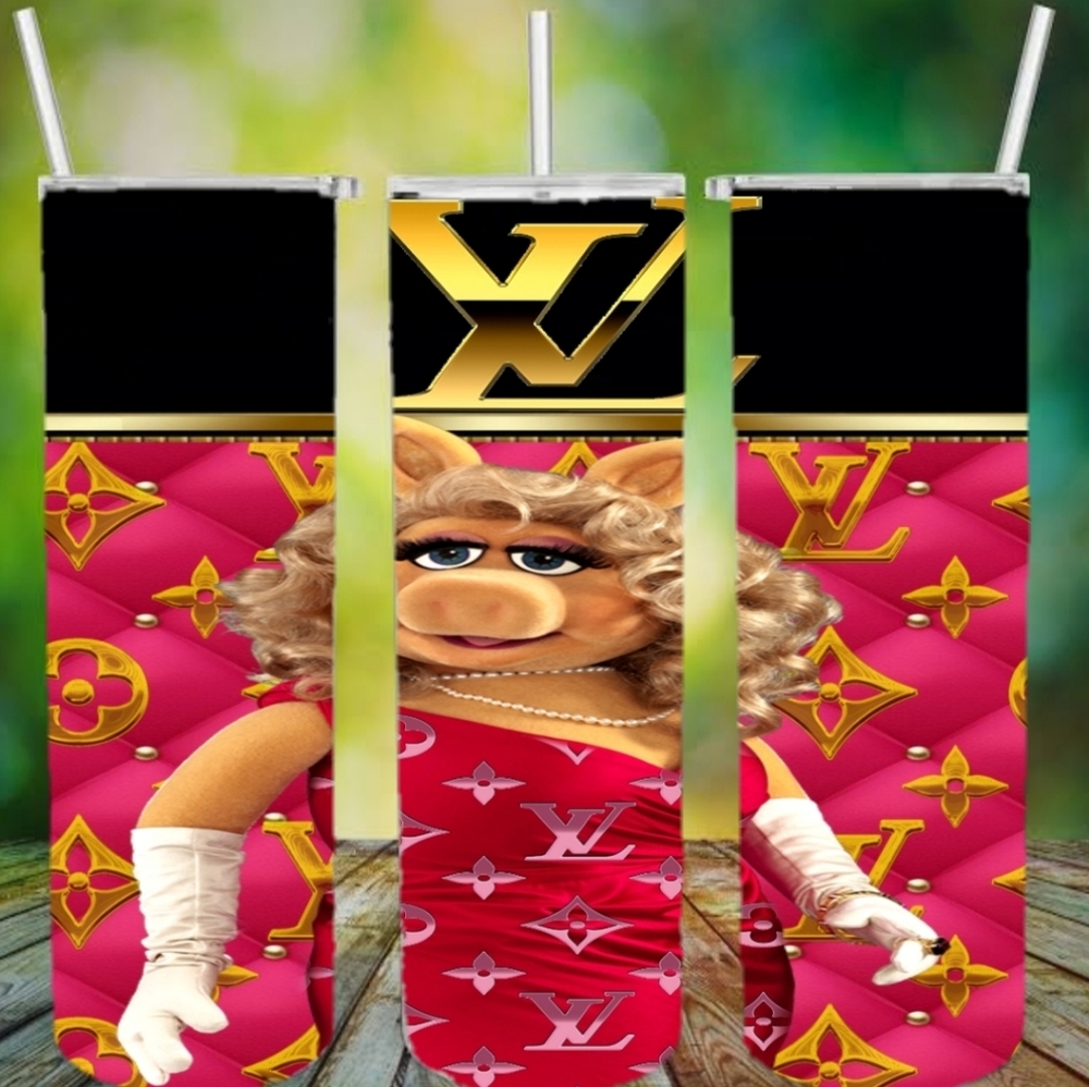 Ms Piggy Love tumbler